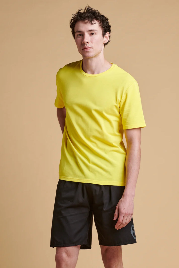 #color_Yellow font